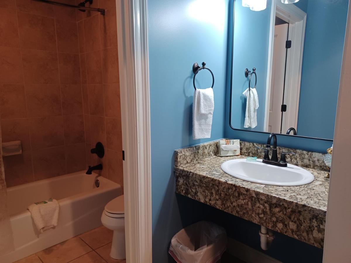 Natchez Manor Bed & Breakfast Екстер'єр фото